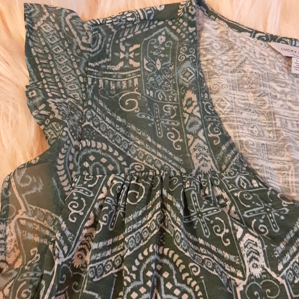 Lucky Brand Green/White/Blue Geometric Print Top, Large, NWT - Picture 3 of 12